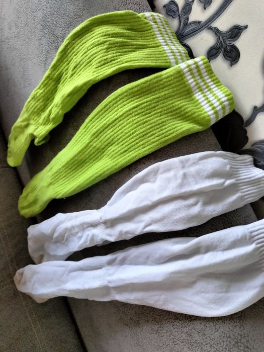 Продаются футбольные бутсы