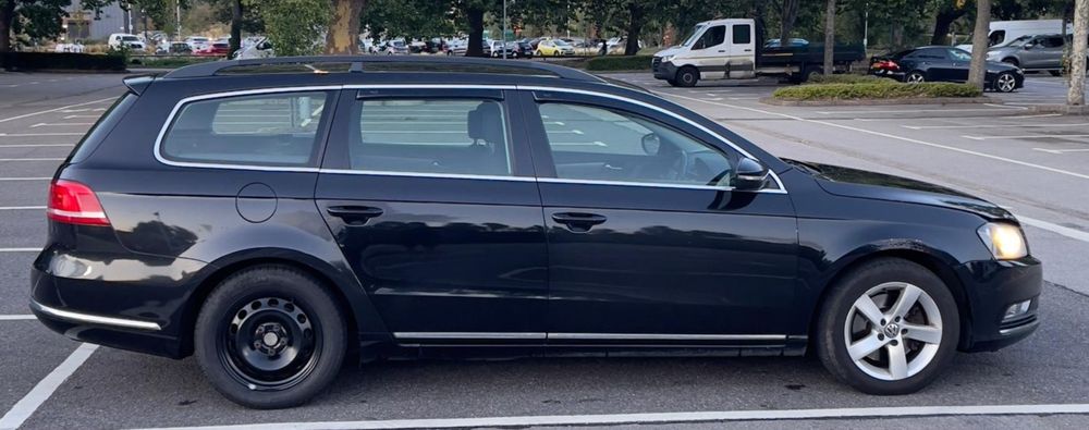 Dezmembrez vw passat b7