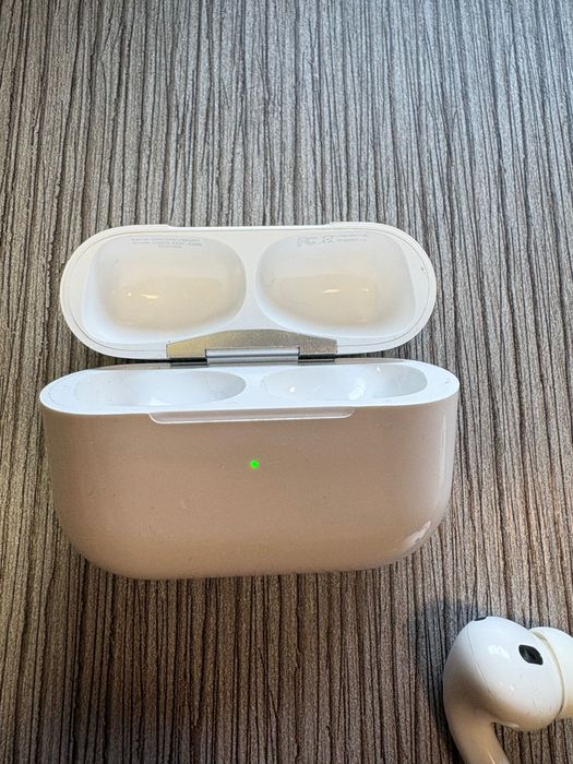 Като нови! Airpods pro