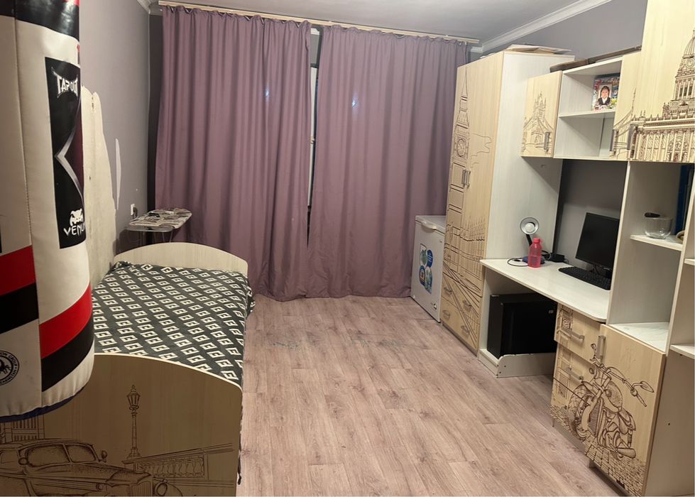 Срочно  продам 3-х комнатную квартиру.