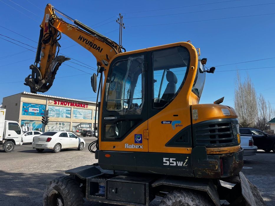 Экскаватор Хундай 55