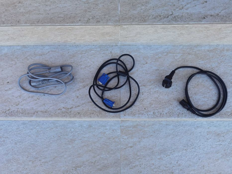 Cablu VGA cablu alimentare pc ups cablu prelungire alimentare.