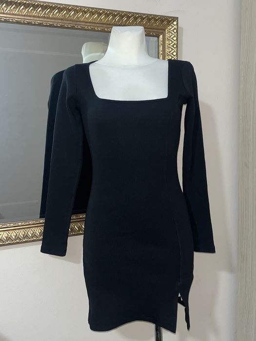 Rochie neagră 'Little Black Dress', Nasty Gal (Zara, Massimo Dutti)