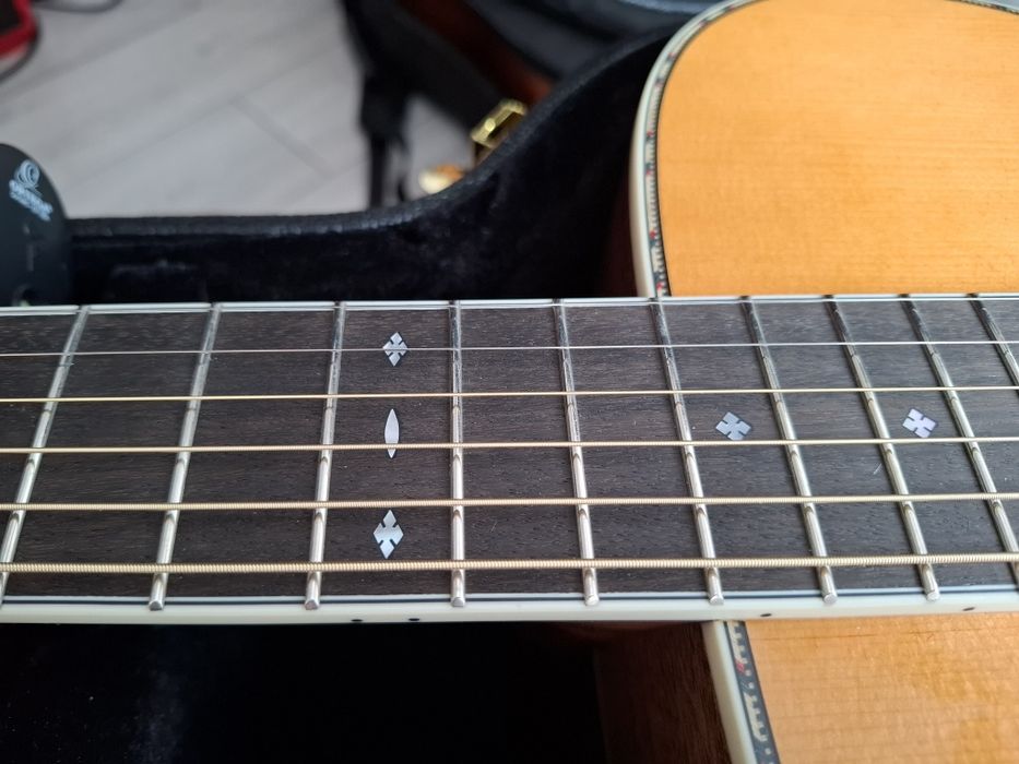 Vand Fender 220 PO full solid