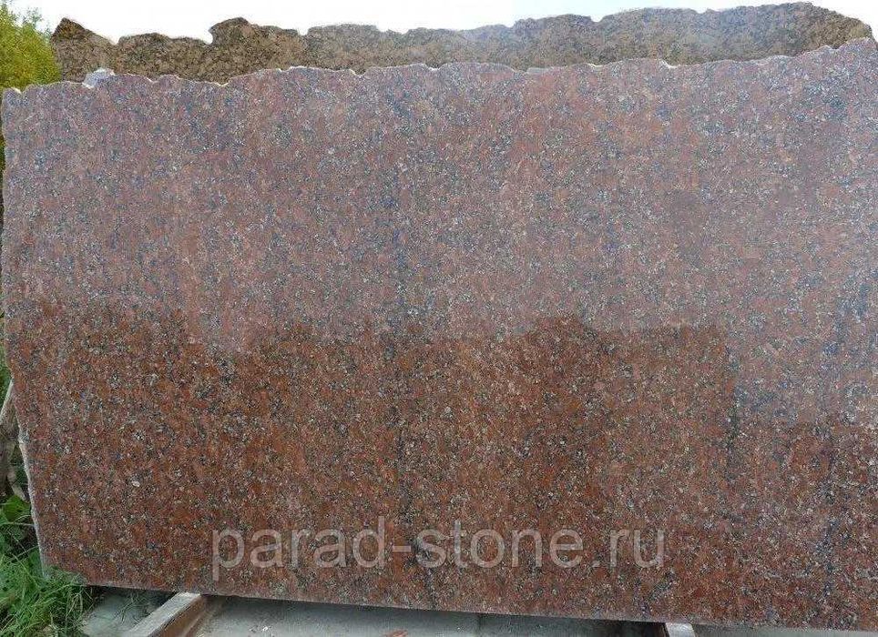 Гранит, травертин.