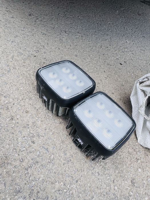 Фара cat 12/24 вольт