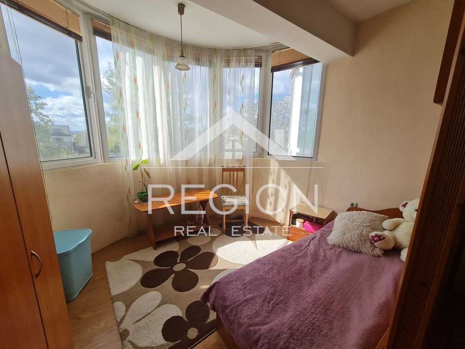 Дава се под наем Двустаен апартамент в Варна, Цветен квартал - 70 кв.м за 408 € - Снимка #10