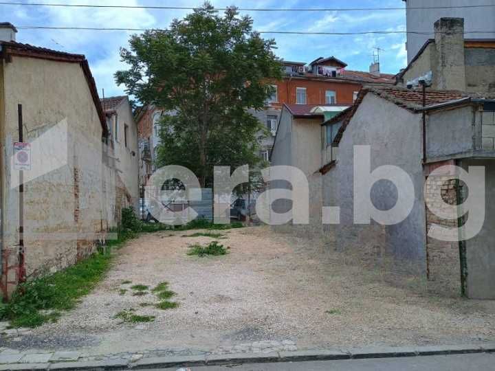 Парцел за жилищно строителство район Погреби