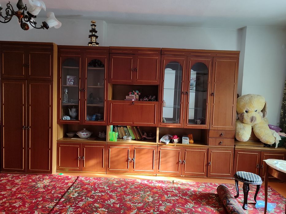 Продам стенку,тумбу шифер