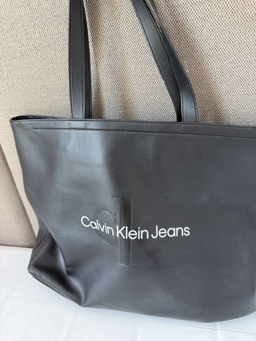 Чанта Calvin Klein