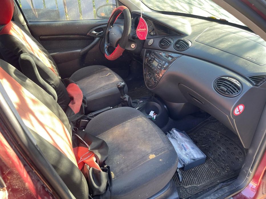 Demembrez ford focus 1.6