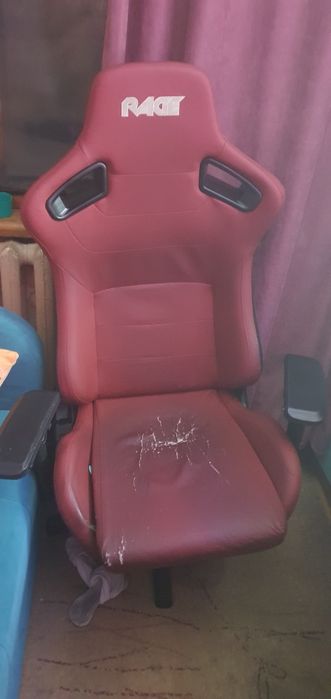 Продам кресло с дефектом