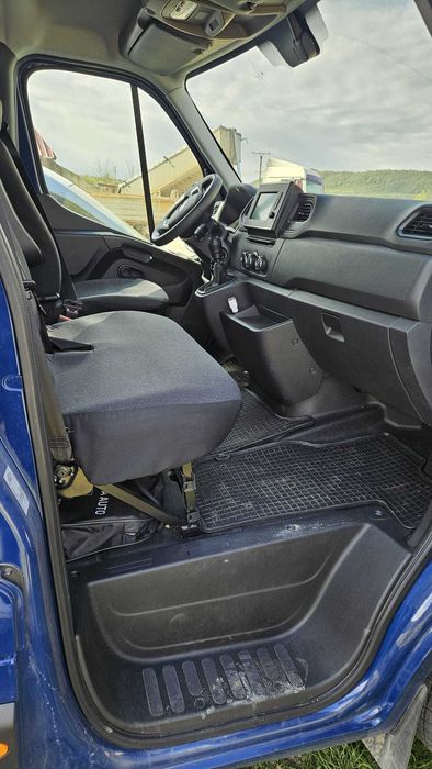 Vand Renault Master 8+1