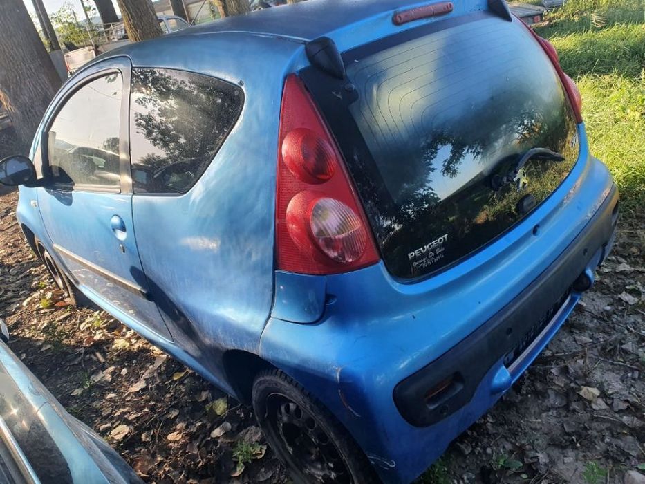 Dezmembrez Peugeot 107 an 2006, motor 1.0 benzina, 50kw 68cp CFA 348F citroen c1 dezmembrez piese