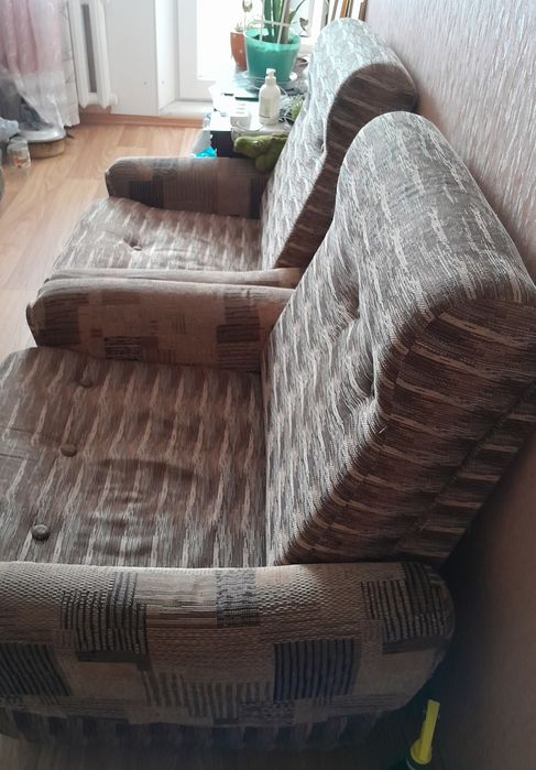 Кресла. Бу . Два штуки.