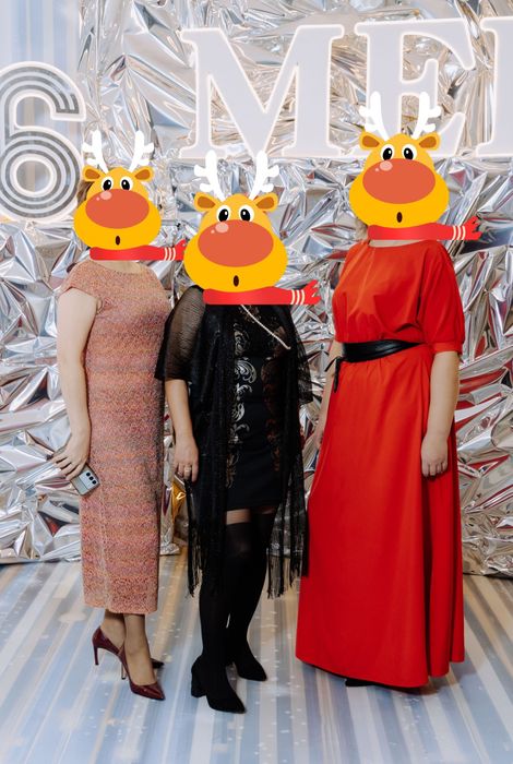 Продам платье красивое на выпускной