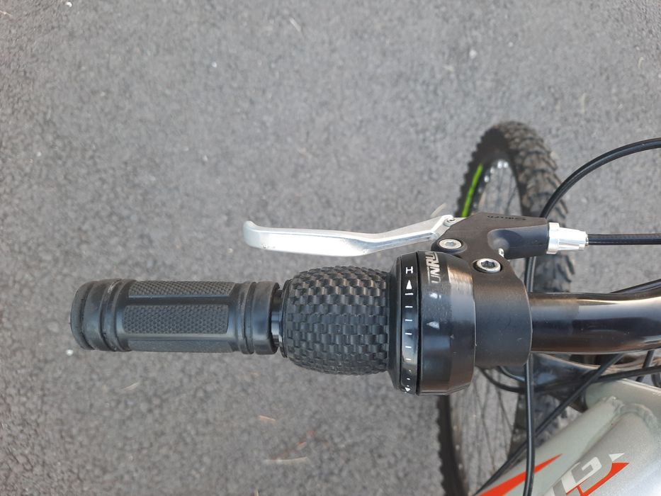 Bicicleta de vânzare