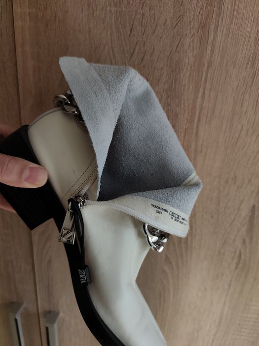 Новые кожаные ботинки Zara, размер 38