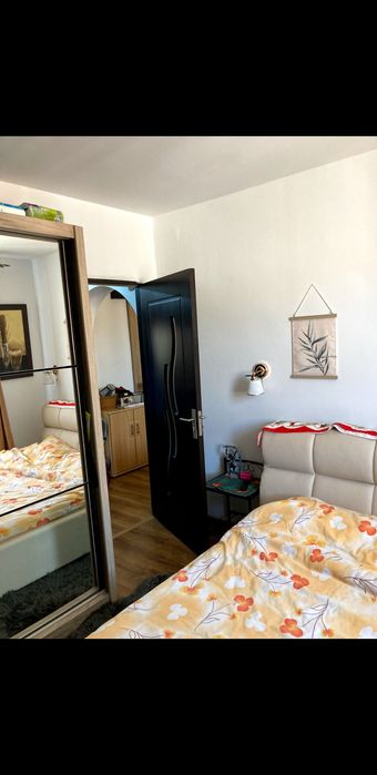 Vand apartament 2 camere