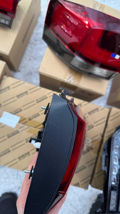 Фонари Тойота Ланд Крузер 300 Land Cruiser 300