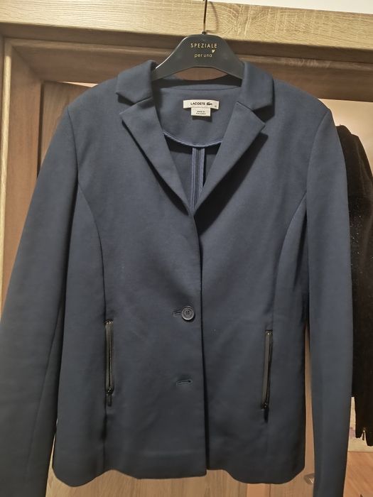 Дамско спортно сако Lacoste
