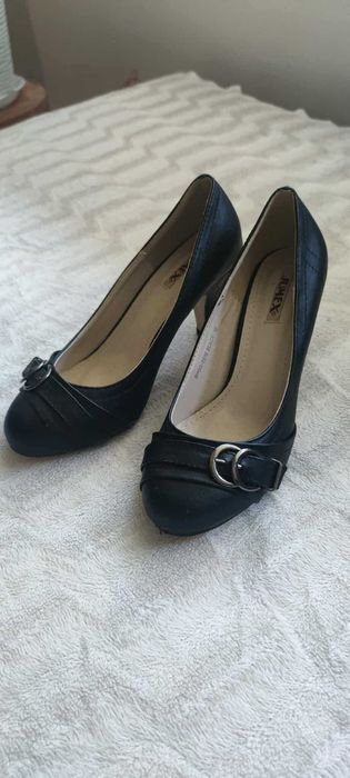 Официални обувки