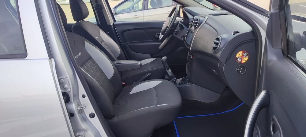 Dacia Sandero Stepway an 2015 .mot 1.5 dci.euro 6.