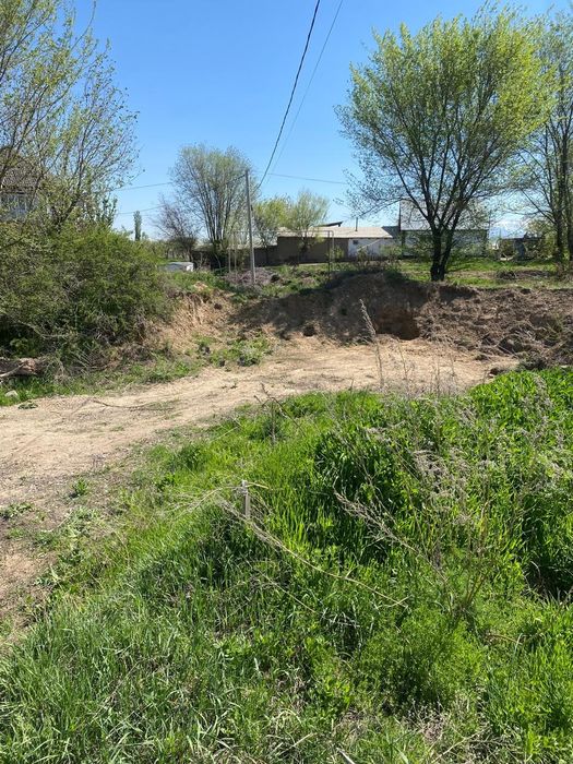 Продам 2 участка