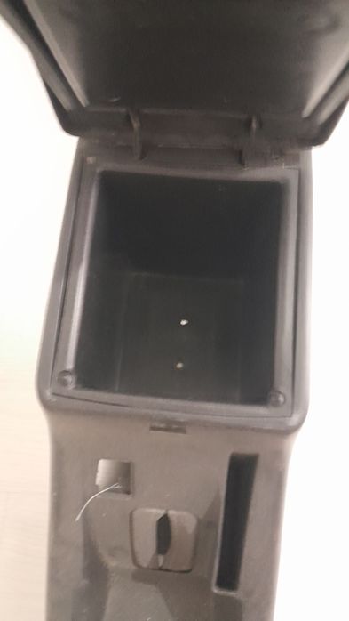 Подлокотник для авто