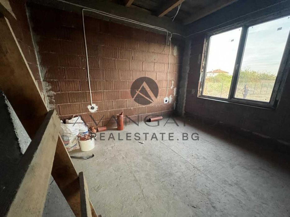 Продава се Къща в с. Скутаре, Област Пловдив - 98 кв.м за 1127 €/кв.м - Снимка #7