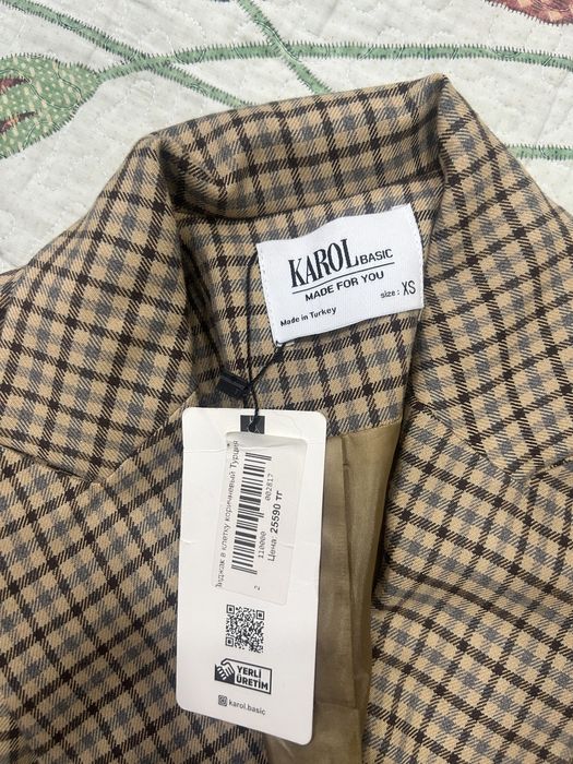 Пиджак новый 42-44 размер