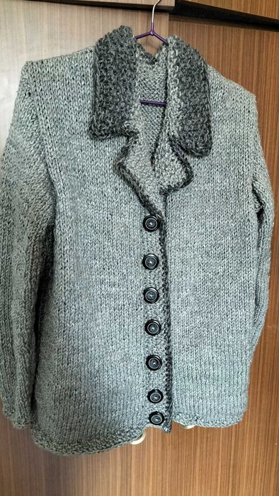 Продам новый жакет- кардиган  вязанный.