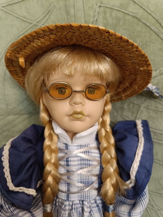 Порцеланови кукли