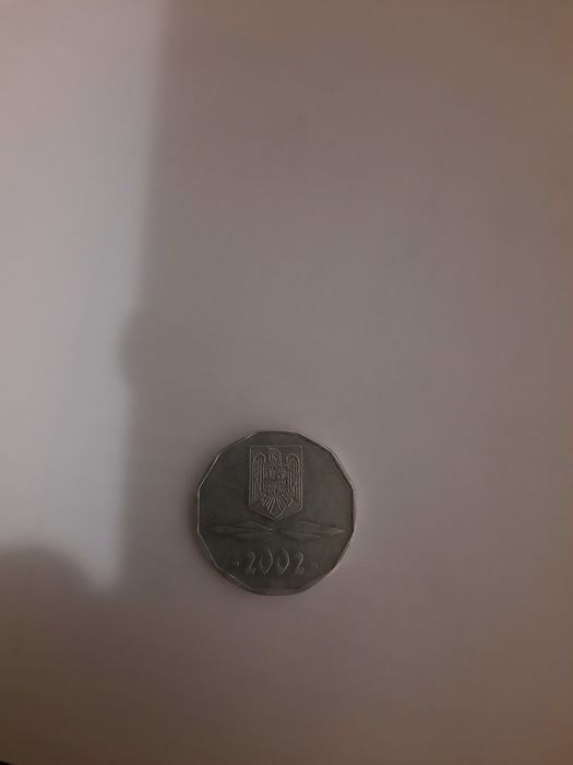 Moneda 5000 lei ..
