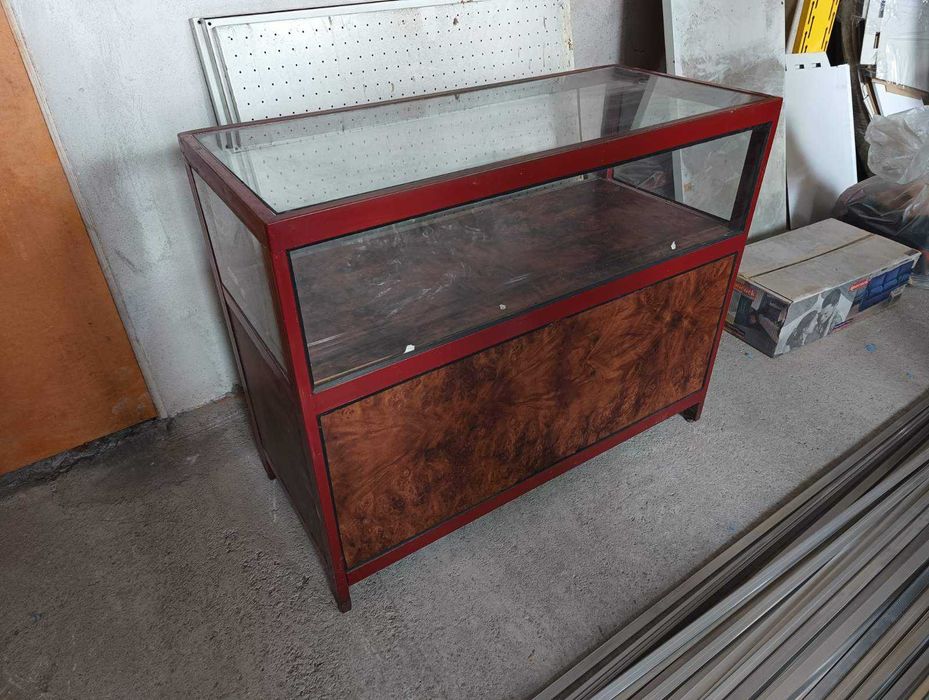 Щанд / маса за търговски обект