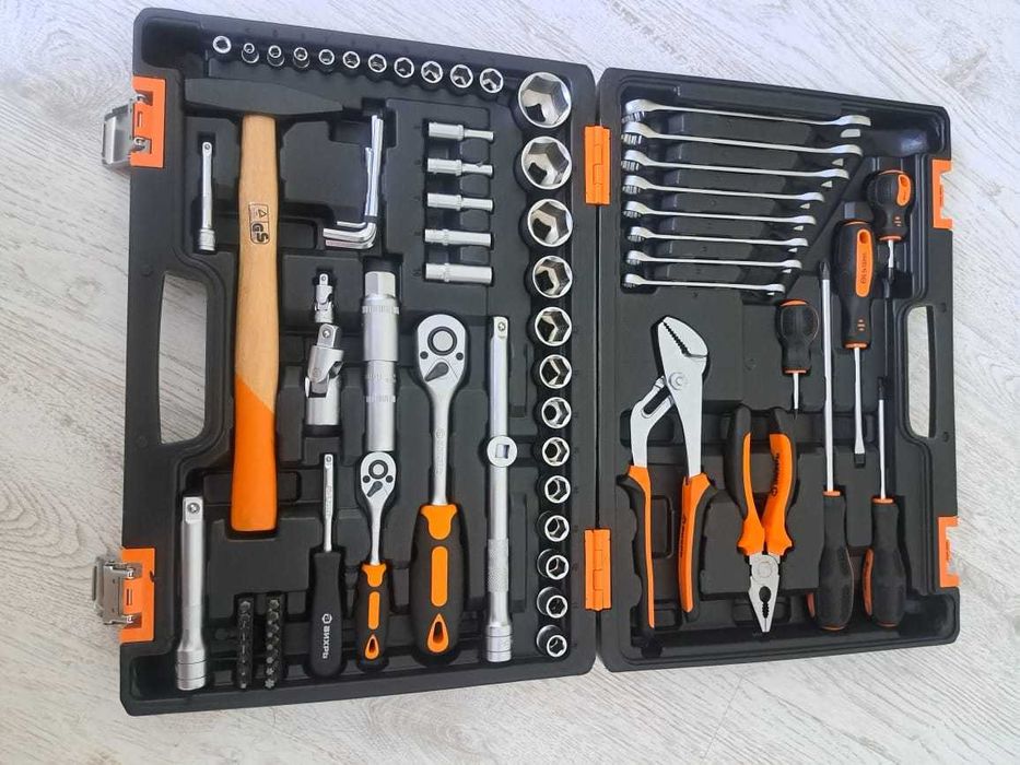 Набор инструментов  76 предметов Вихрь  цена  50000 тенге
