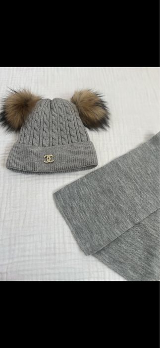 Продам Шапка с шарфом