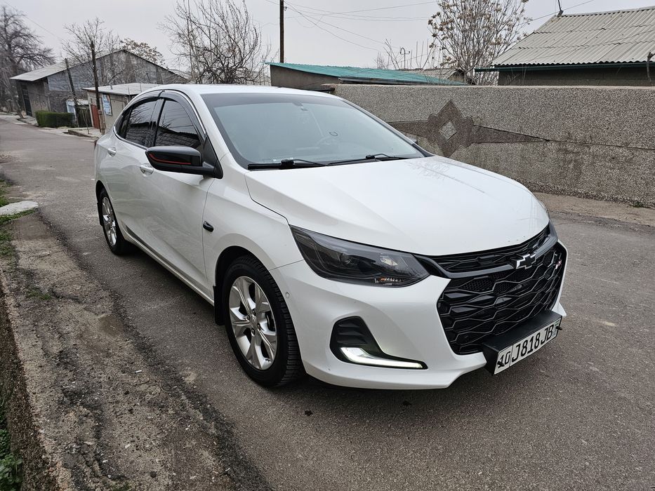 Срочно продается Chevrolet onix Premier 2 Turbo AT PLUS wo C68