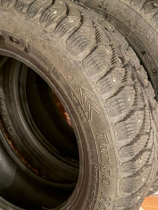 Колеса зимние два колеса