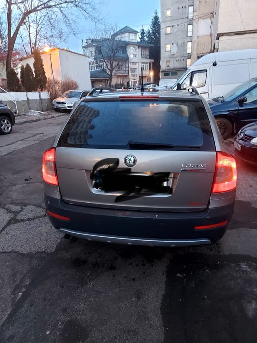 Vand skoda Octavia Scout 2011