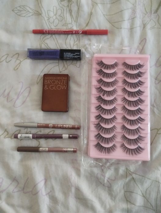 Лот гримове и мигли