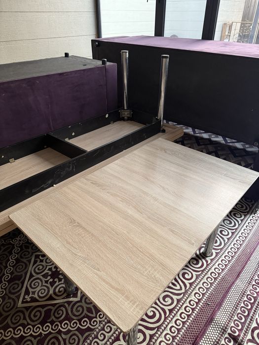 Стол крават новый