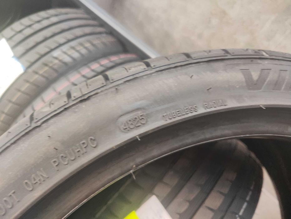 Летни гуми 255/35/19 Austone