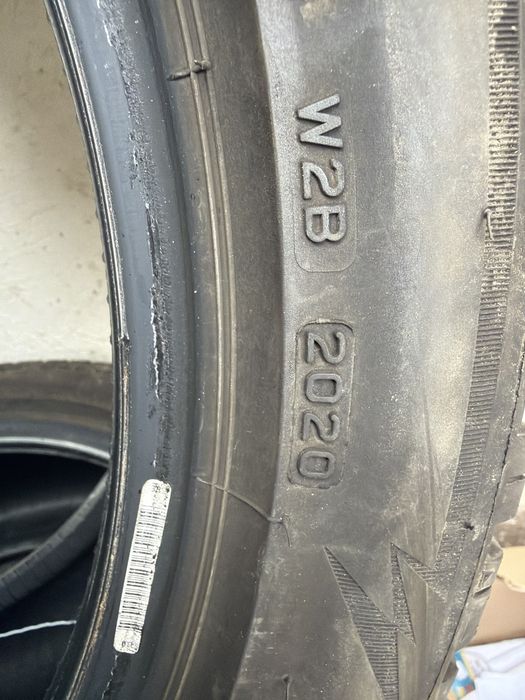 4 anvelope iarnă Bridgestone Blizzak LM005 235/45 R18 98V
