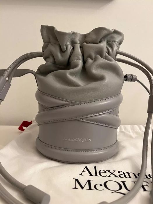 Alexander McQueen The Curve Soft Дизайнерска чанта