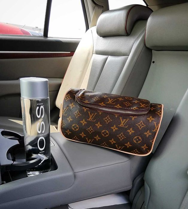 [Premium] Borseta/toiletry bag/geanta cosmetice Louis Vuitton Monogram