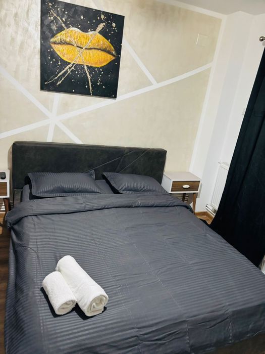 Ap o Camera Vând / Închiriez 350€ Lună