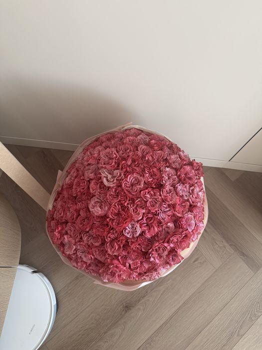 Букет из пионовидных роз