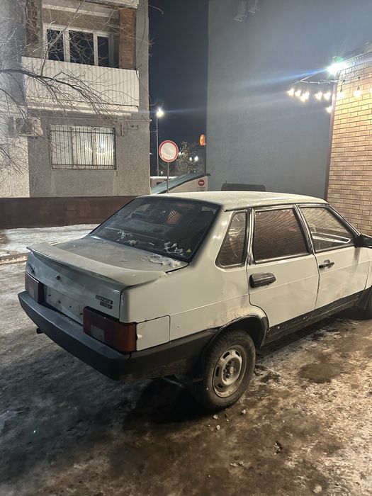 Продам ваз 21099