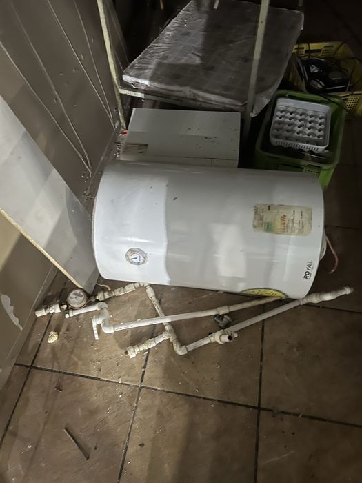 Ariston sotiladi, mikravolnovka sotiladi